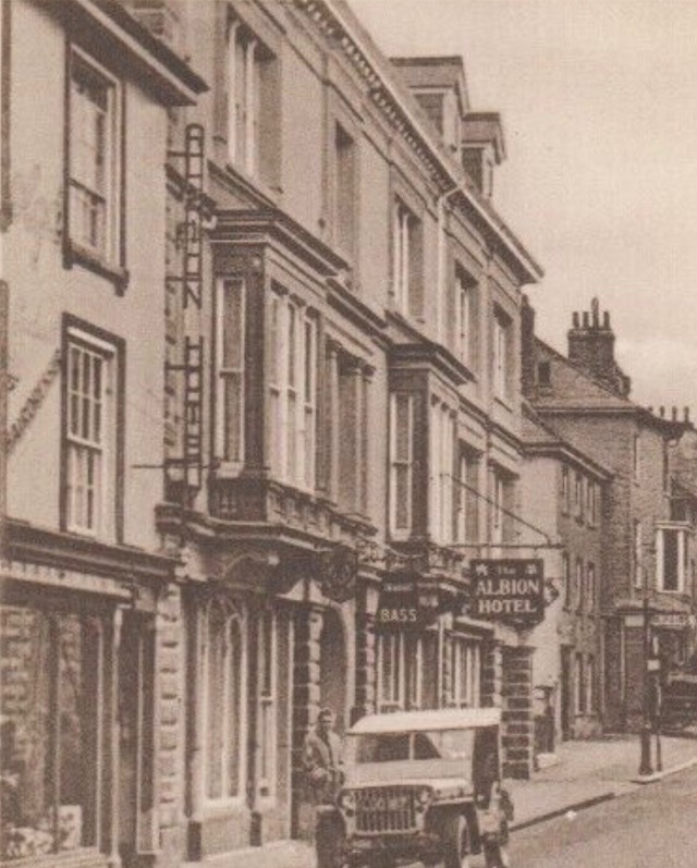 Albion Hotel, Kingsbridge