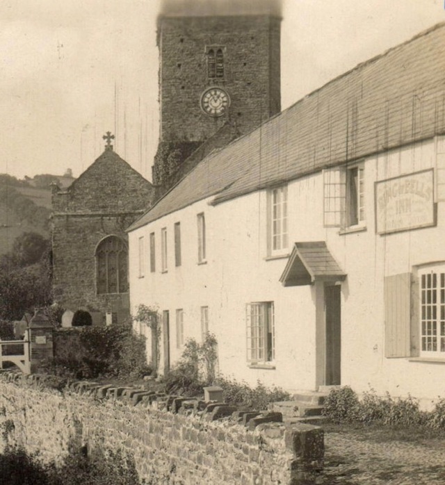 Ring O'Bells, Landkey