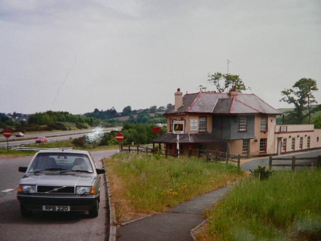 Woodpecker Inn, South Brent