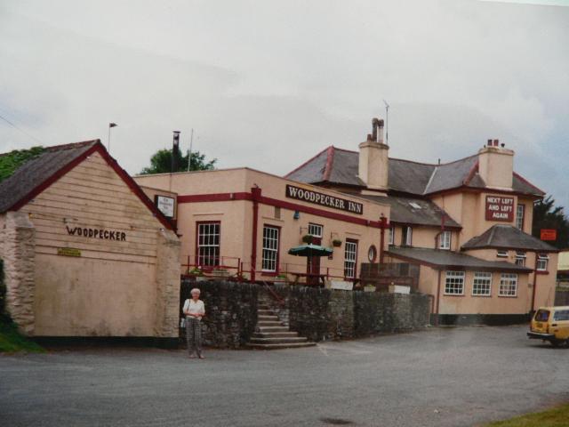 Woodpecker Inn, South Brent