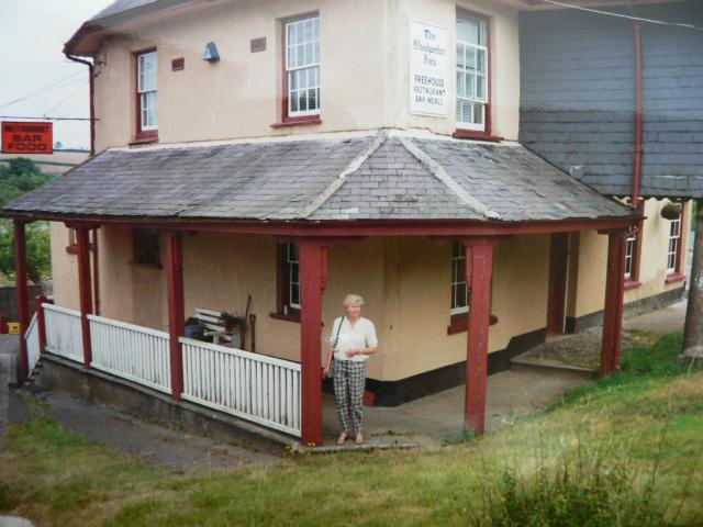 Woodpecker Inn, South Brent