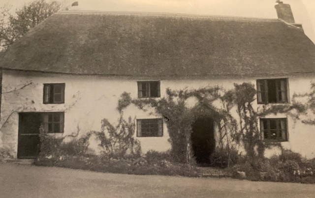 Royal Oak, Throwleigh