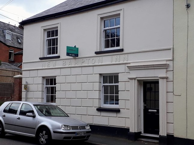 New Bampton Inn, Tiverton