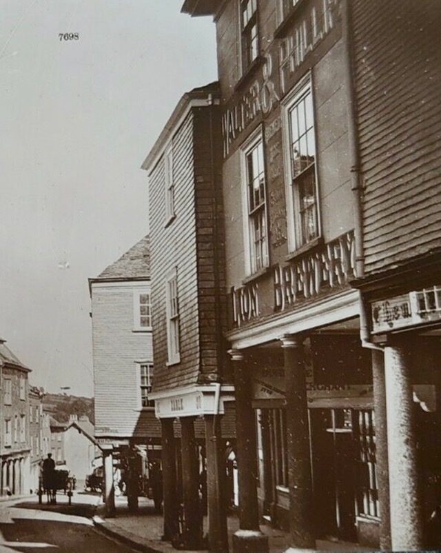 Lion Inn, Totnes