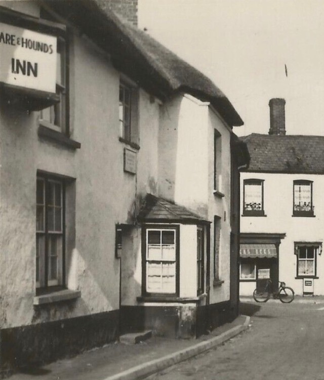 Hare & Hounds, Witheridge