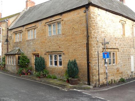 Eight Bells, Beaminster