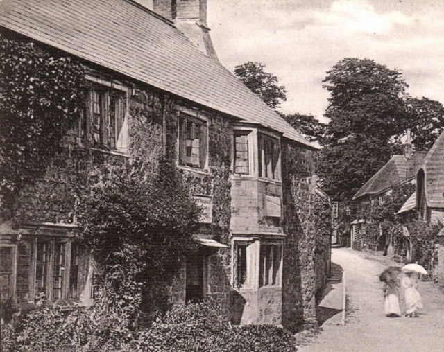 Manor Arms, Beaminster