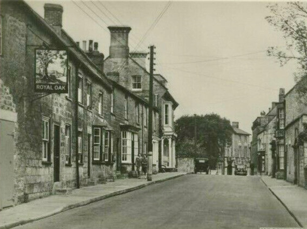 Royal Oak, Beaminster