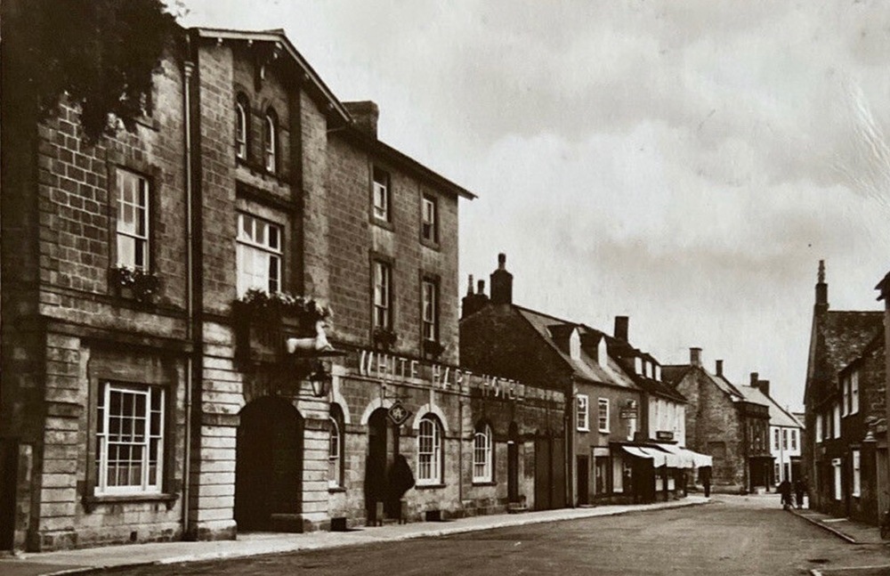 White Hart, Beaminster