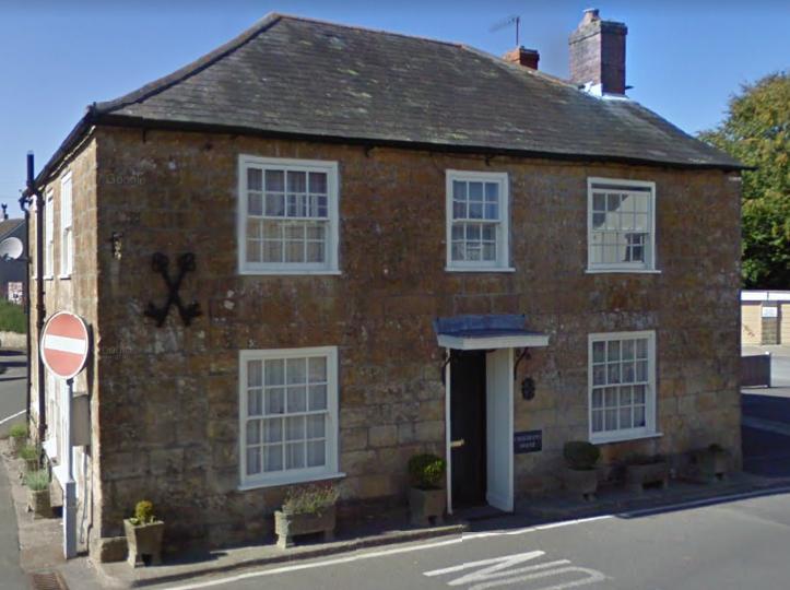 Cross Keys, Broadwindsor