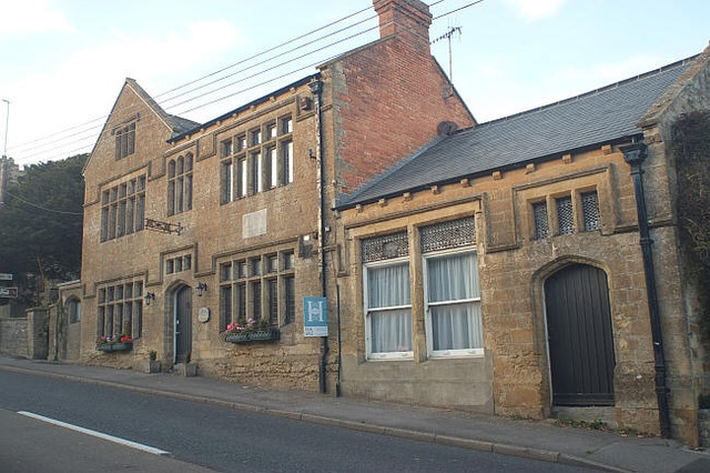 Castle Inn, Chideock