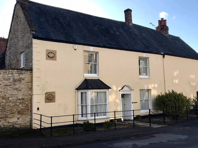 Turks Head, Sherborne