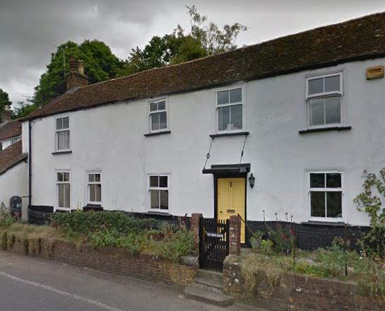 Castle Inn, Spetisbury