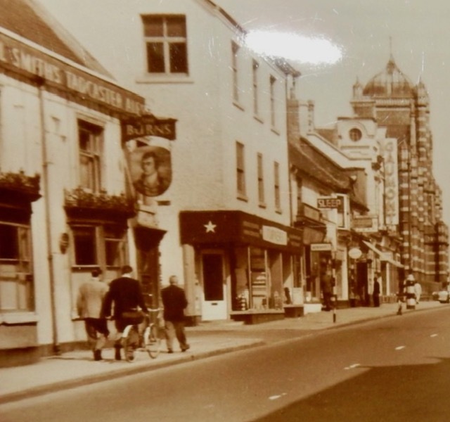 Burns Tavern, Darlington