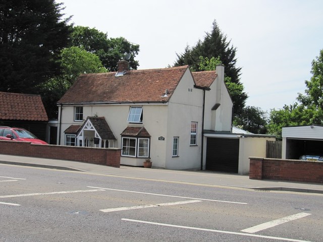 Lion & Lamb, Ardleigh