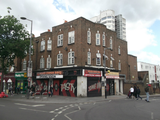 Barking Arms, Barking