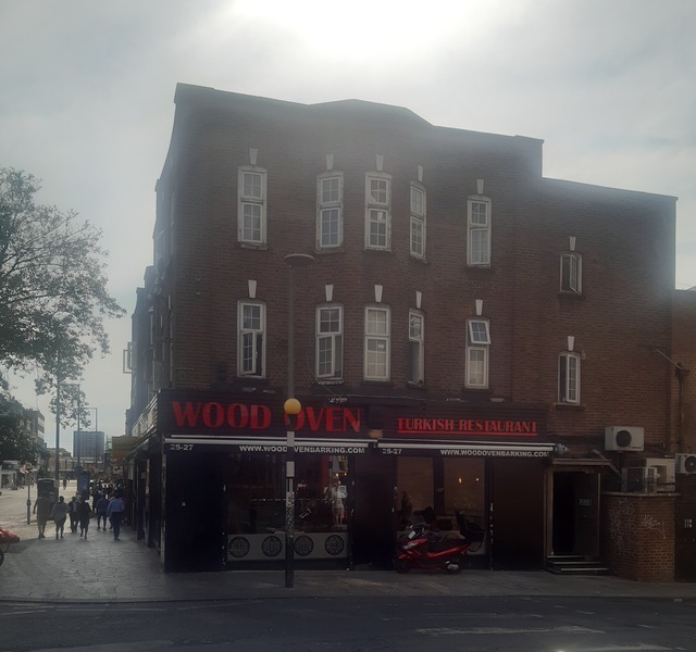 Barking Arms, Barking