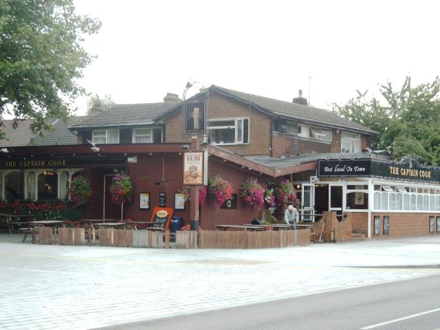 Captain Cook, Barking