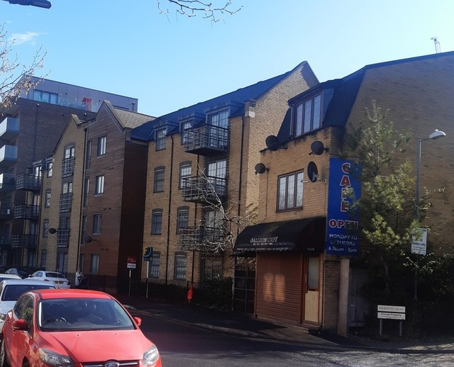 Fishing Smack, Barking