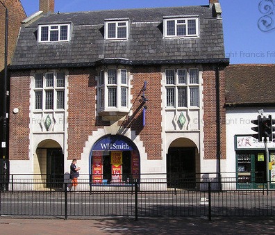 Lion & Lmab, Brentwood