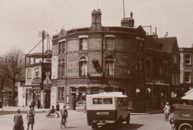 Golden Lion, Chelmsford