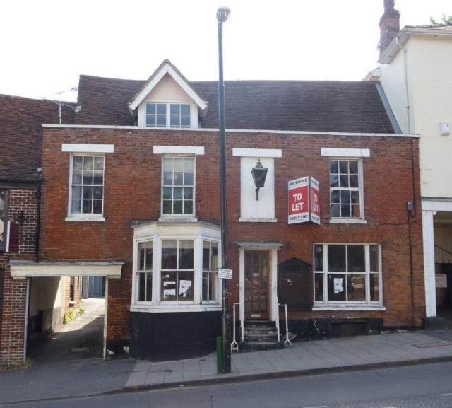 Chaise & Pair, Colchester