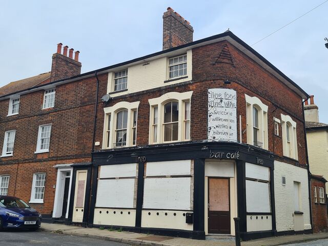 Golden Lion, Harwich