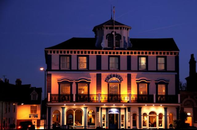 Pier Hotel, Harwich