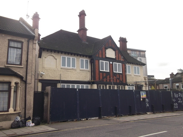 Red Cow, Ilford