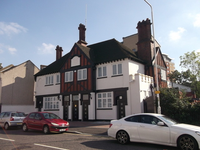 Red Cow, Ilford