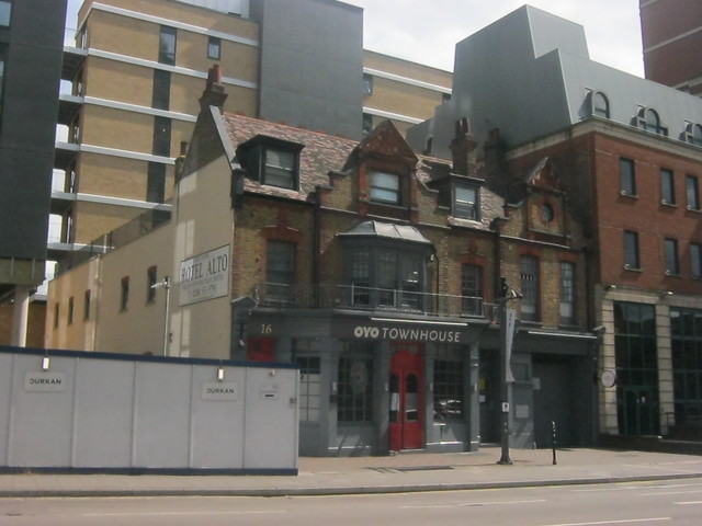 Rose & Crown, Ilford