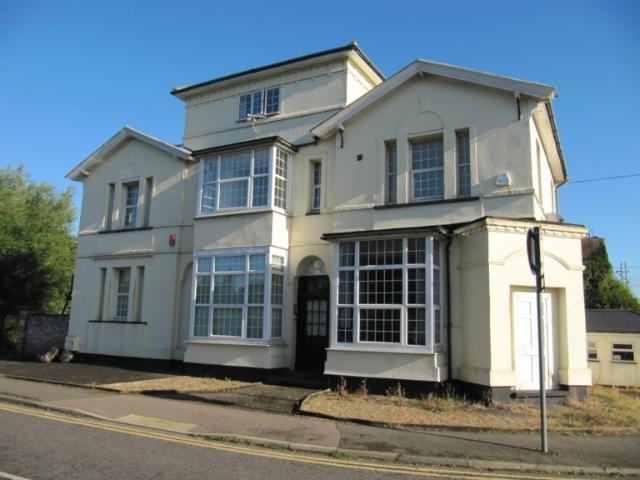 Railway Tavern, Lawford