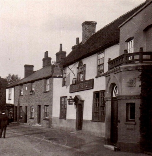 Bell Inn, Little Waltham