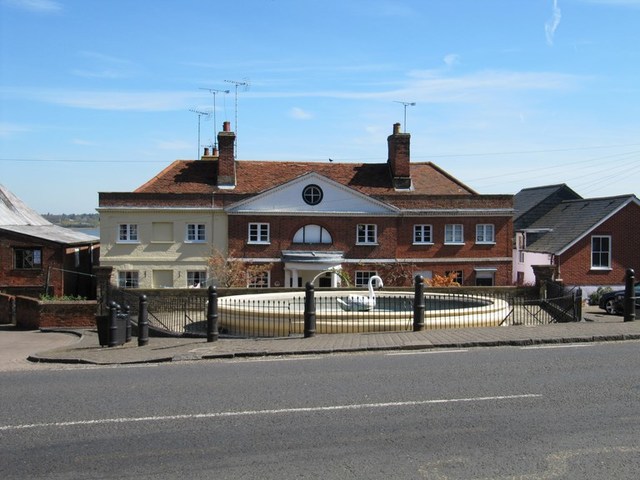 The Swan, Mistley