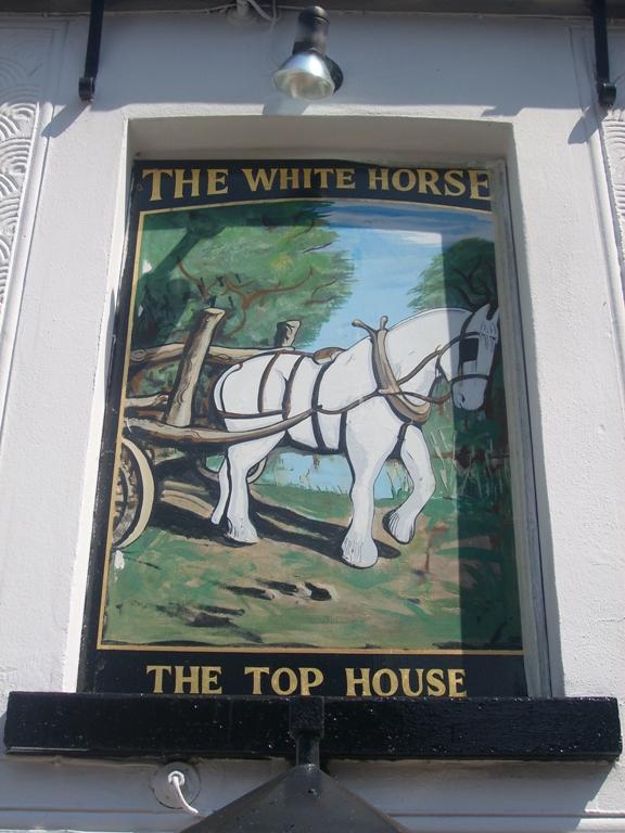 White Horse, Roydon