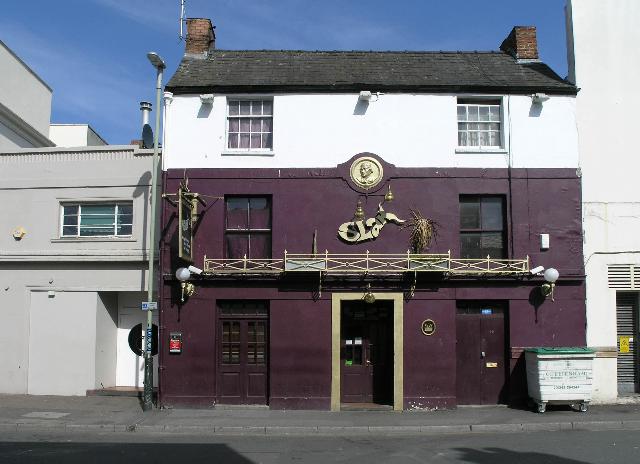 Garricks Head, Cheltenham