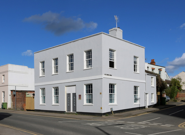 Russel Arms, Cheltenham