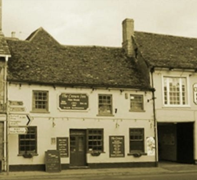 Crown Inn, Lechlade