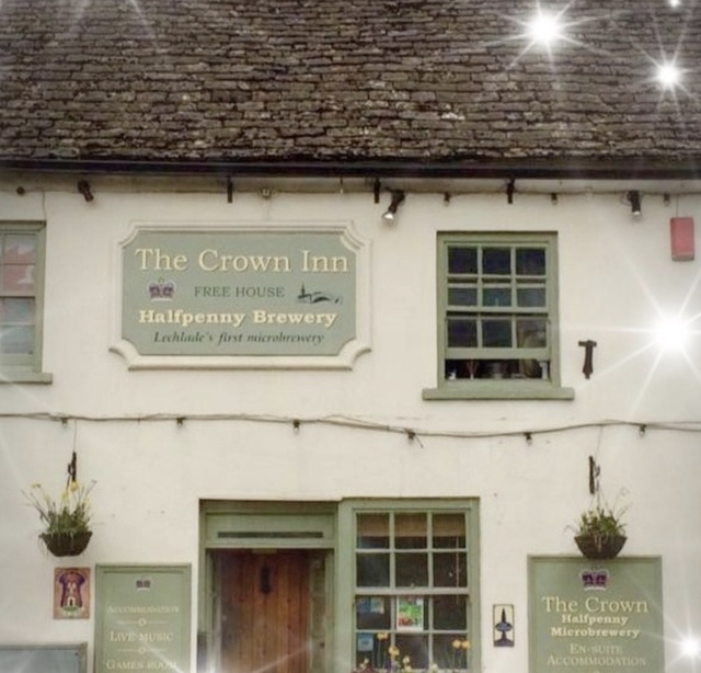Crown Inn, Lechlade