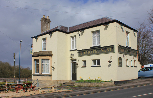 Kites Nest, Lightpill