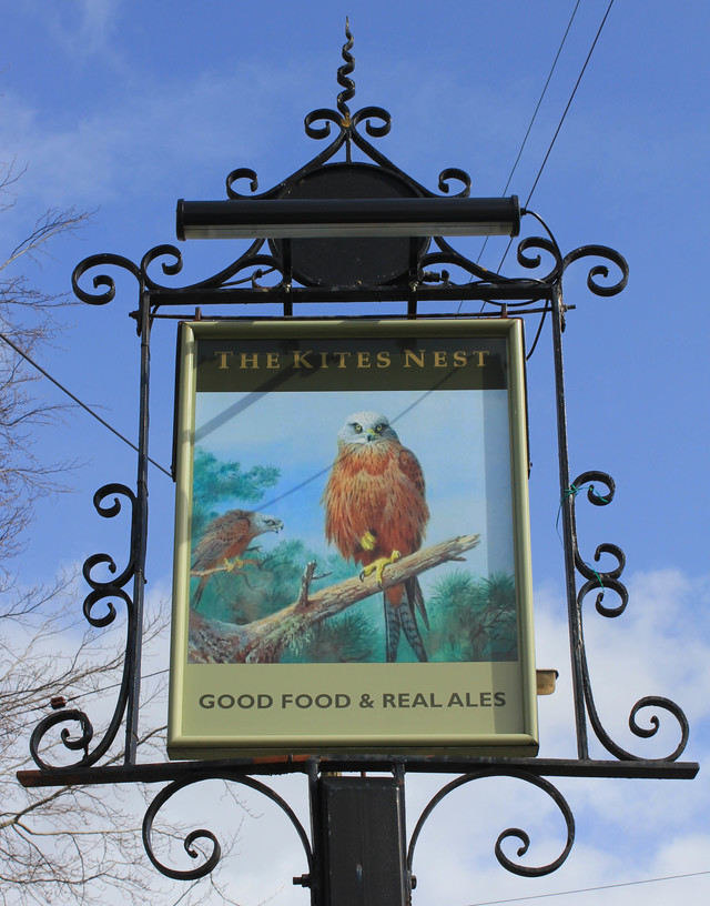 Kites Nest, Lightpill