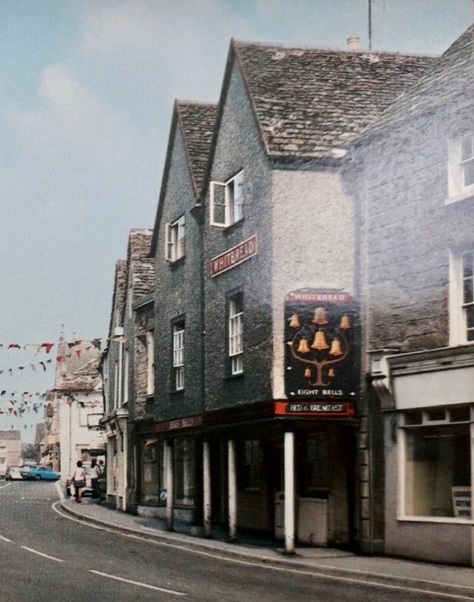 Eight Bells, Tetbury