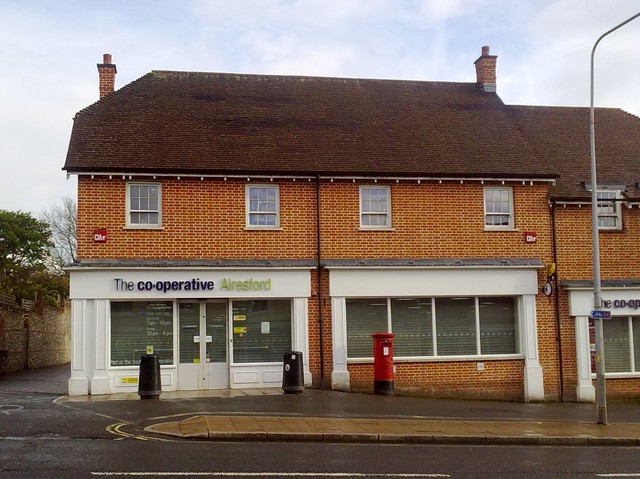 The Globe, Alresford