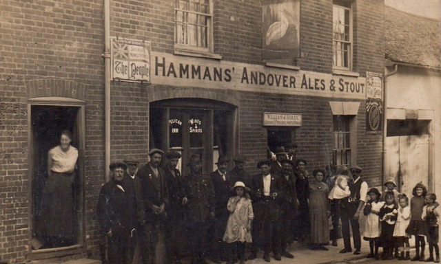 The Pelican, Andover