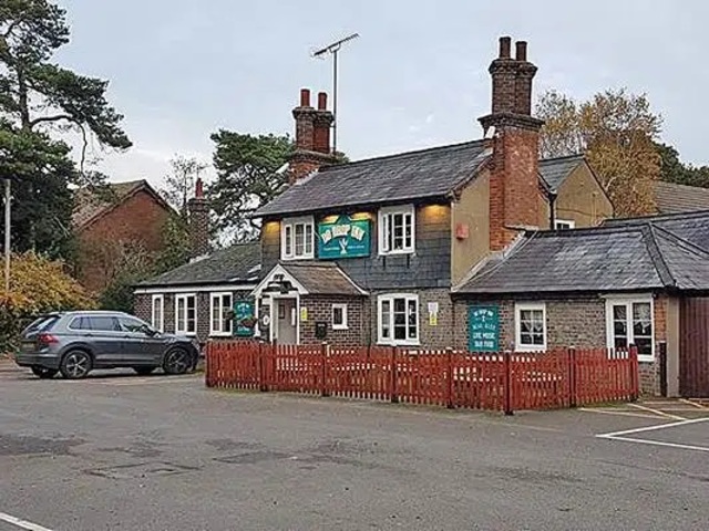 The Cricketers, Baughurst