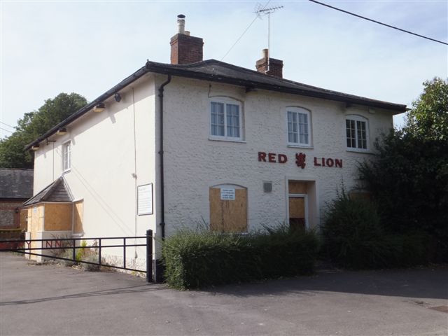 Red Lion, Clanville