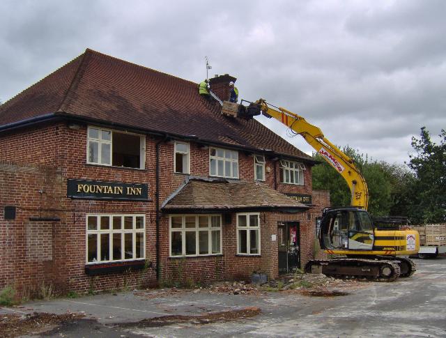 The Fountain, Hedge End
