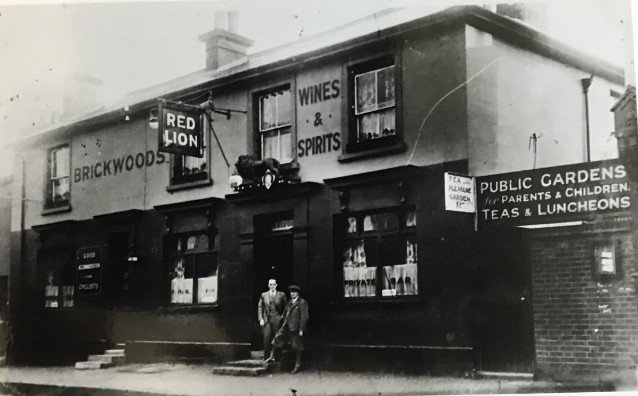 Red Lion, Netley