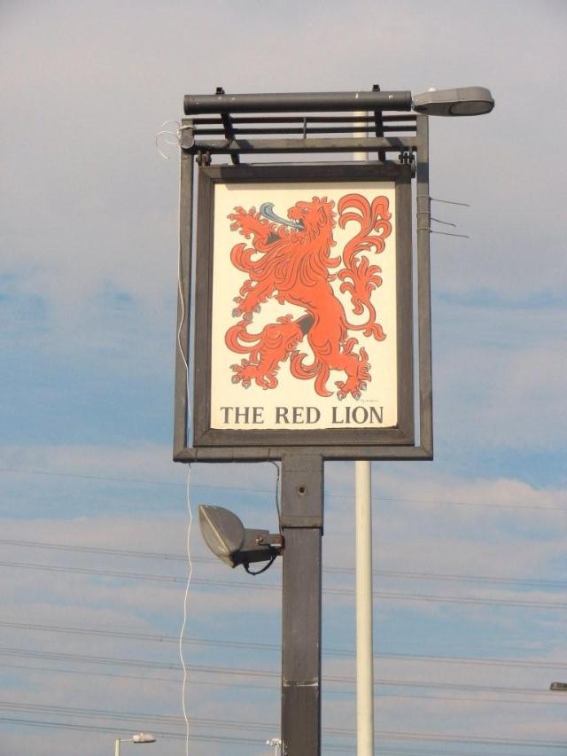 Red Lion, Totton