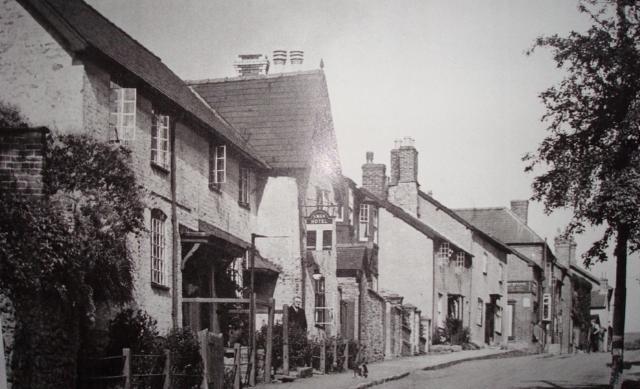 Swan Hotel, Leintwarding